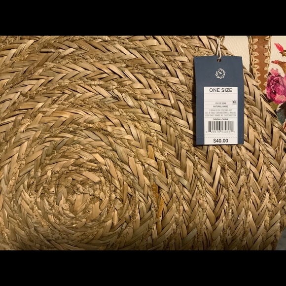 NWT, Round Raffia Tote - Picture 3 of 4